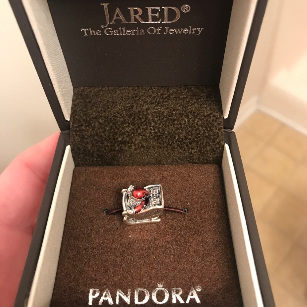 NIB Santa Claus Pandora Charm